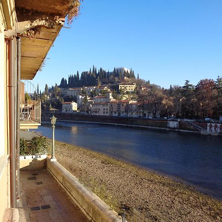 Sottoriva36 Bed & Breakfast Verona Bagian luar foto