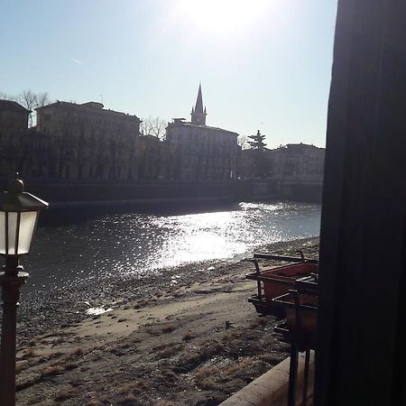 Sottoriva36 Bed & Breakfast Verona Bagian luar foto
