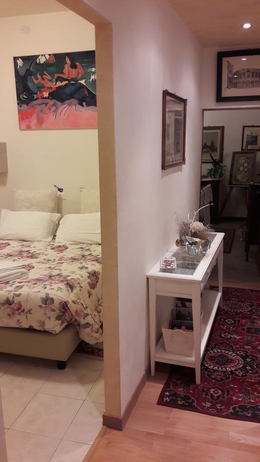 Sottoriva36 Bed & Breakfast Verona Bagian luar foto