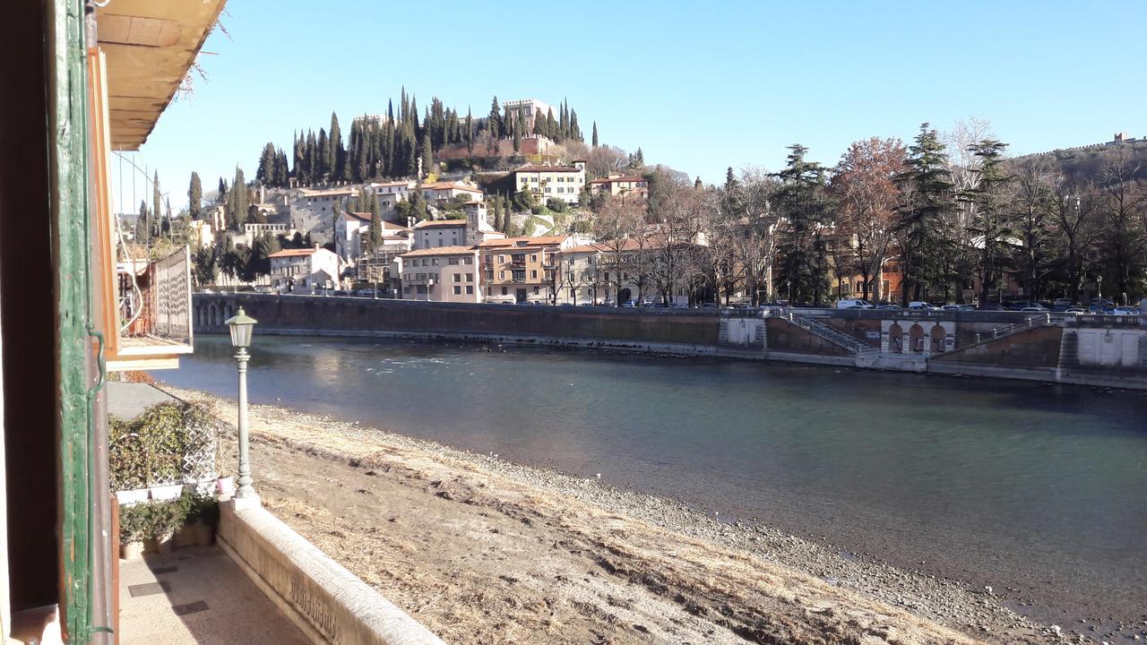 Sottoriva36 Bed & Breakfast Verona Bagian luar foto